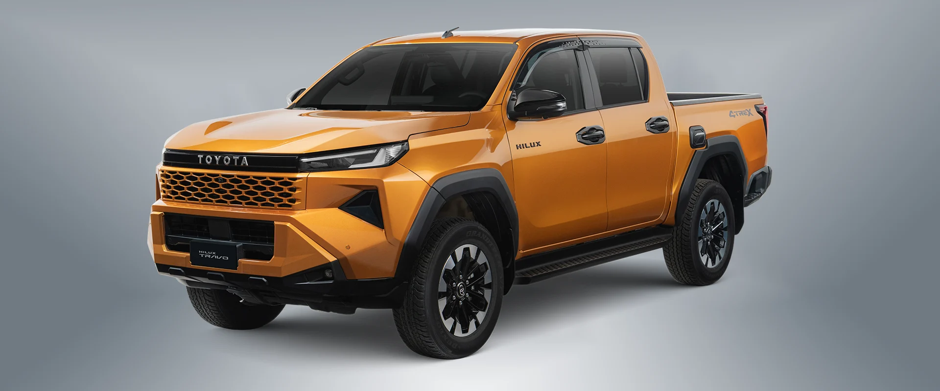 HILUX TRAVO